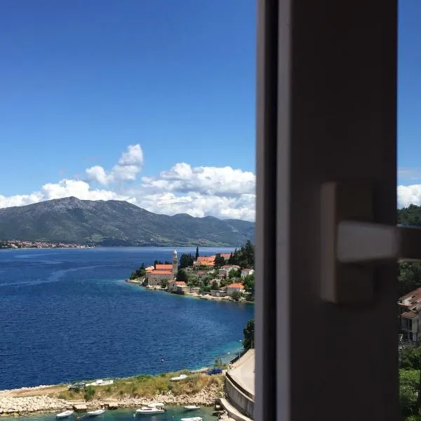 Apartment sea view, Terrace, Parking near Korcula, hotel in Korčula