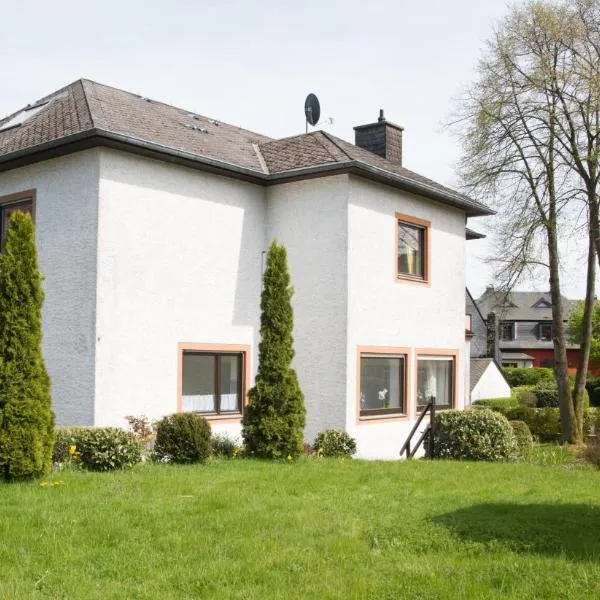 Altes Forsthaus, hotel v destinaci Manderscheid