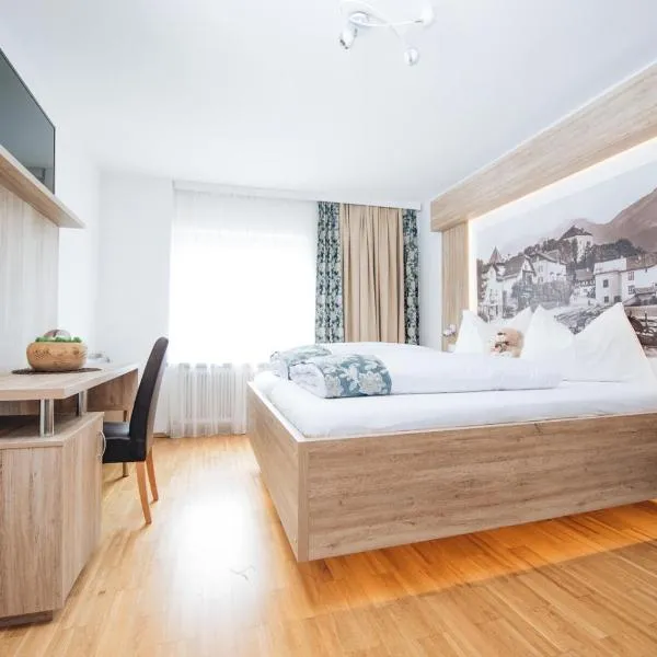 골링 안 데어 잘차흐에 위치한 호텔 Hotel Adler