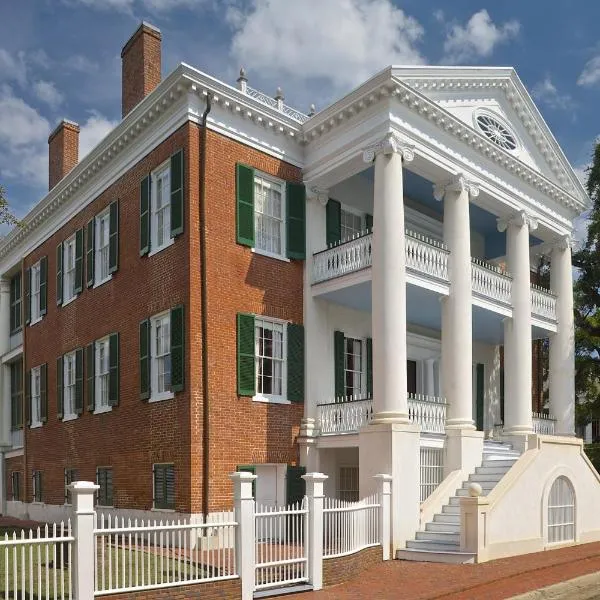 Choctaw Hall Bed & Breakfast, hotel v destinaci Natchez