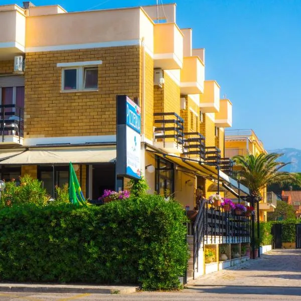 Piccolo Hotel, hotell sihtkohas Terracina