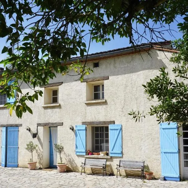 La Bergerie De Valerie: Arthès şehrinde bir otel