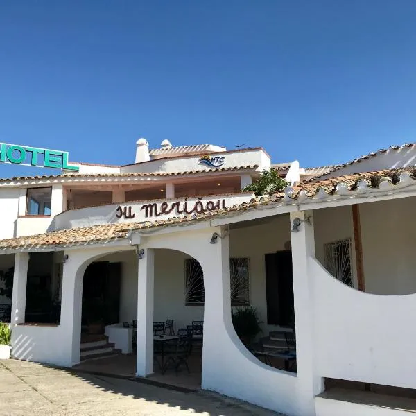 Hotel Su Meriagu, hotel v destinaci Capitana