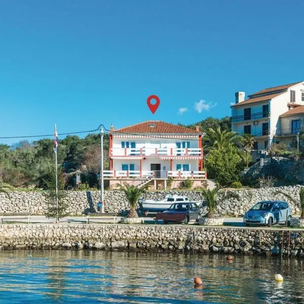 Apartmani "PALMA", viešbutis mieste Lunas