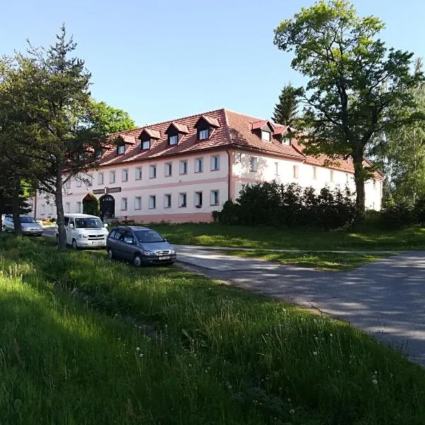 Penzion Tomy Pihlov, hotel en Želnava