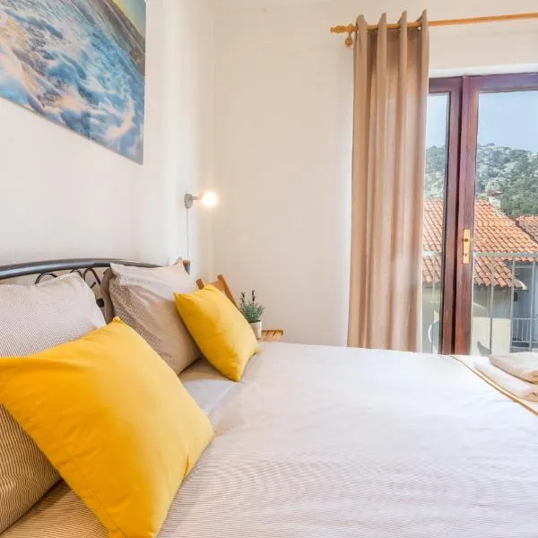 So Hvar so Good! Spacious with terrace, hotel en Hvar