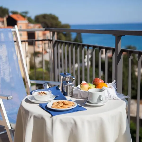 Hotel Europa, hotel in Calice Ligure