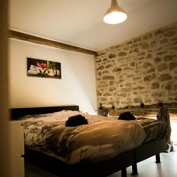 Gîtes du tellin, hotel v destinaci Couvin