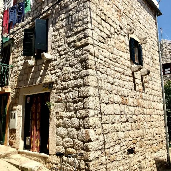 ABBA House, hotel v destinaci Vis