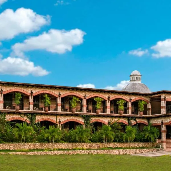 Hacienda San Vicente, hotel in Flores