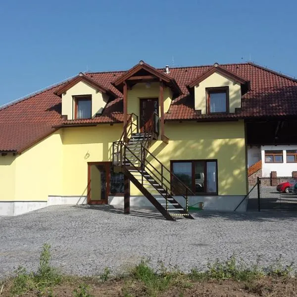 Penzion AMÁLKA Černín, hotel em Zdice