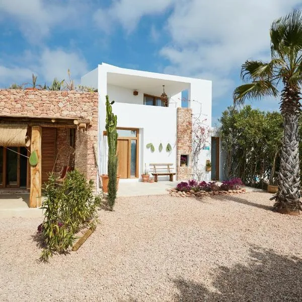 Can Tres Formentera: Playa Migjorn'da bir otel