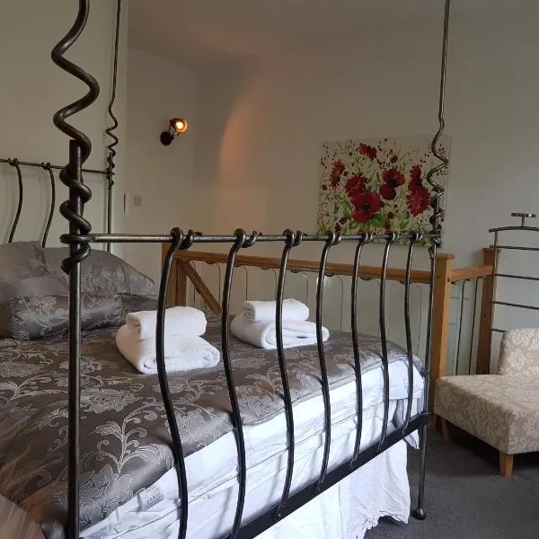 The Retreat at Plover Cottage Lindley, hotel v destinaci Marsden