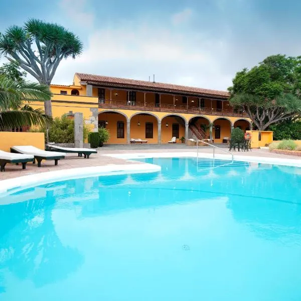 Hotel Rural Hacienda del Buen Suceso، فندق في أروكاس