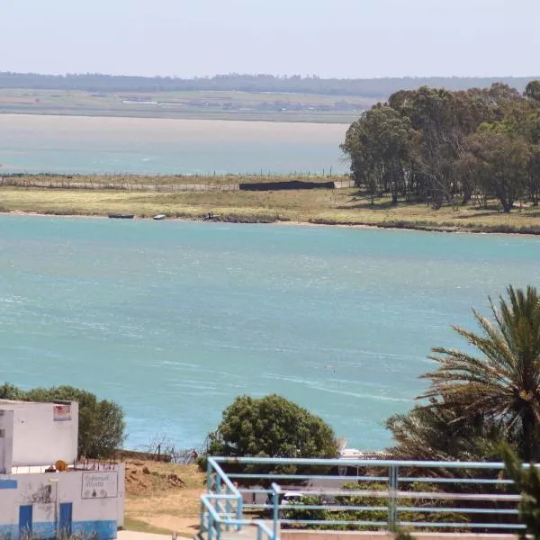 Villa De Plage, hotell i Moulay Bousselham