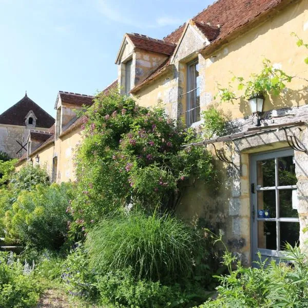 Le bourgis, hotel en La Chapelle-Montligeon