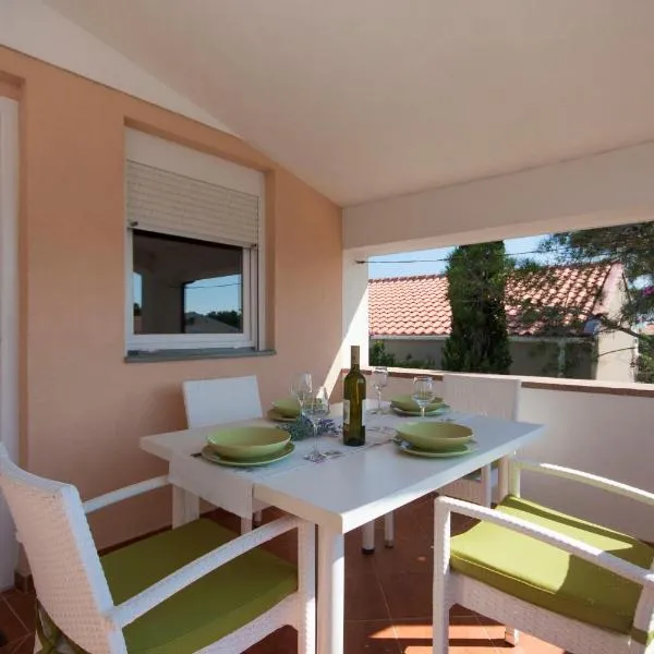 Apartmani Luka, Hotel in Vir