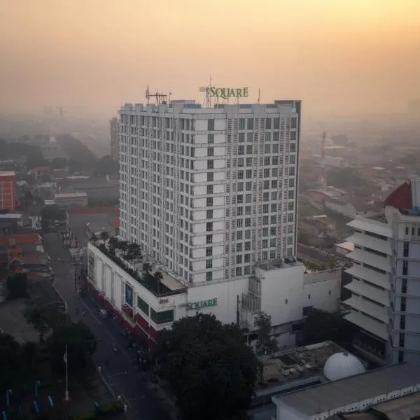 The Square Surabaya Hotel Powered by Archipelago, hotel in Keboansikep