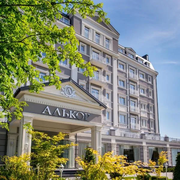 Hotel Alkor、トラスコヴェッツのホテル