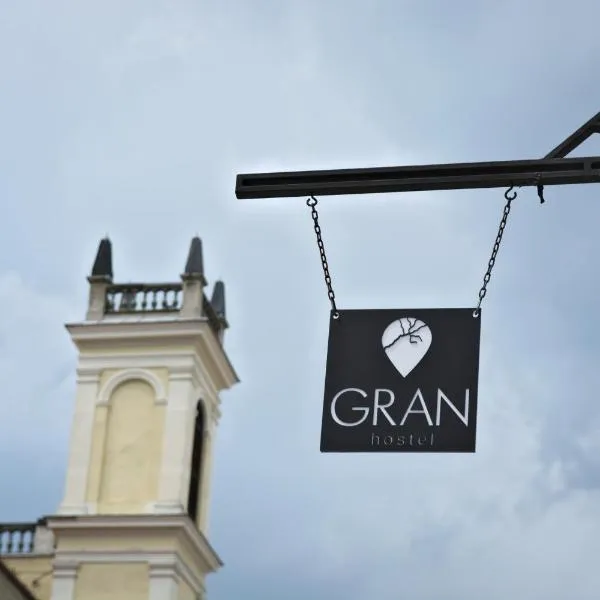 GRAN hostel, hotel en Špania Dolina
