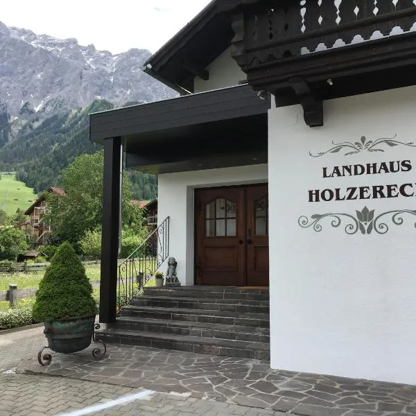 Landhaus Holzereck, hotell i Ehrwald