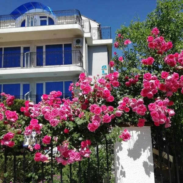 Albatros 2 Family Hotel, hotel v destinaci Kiten