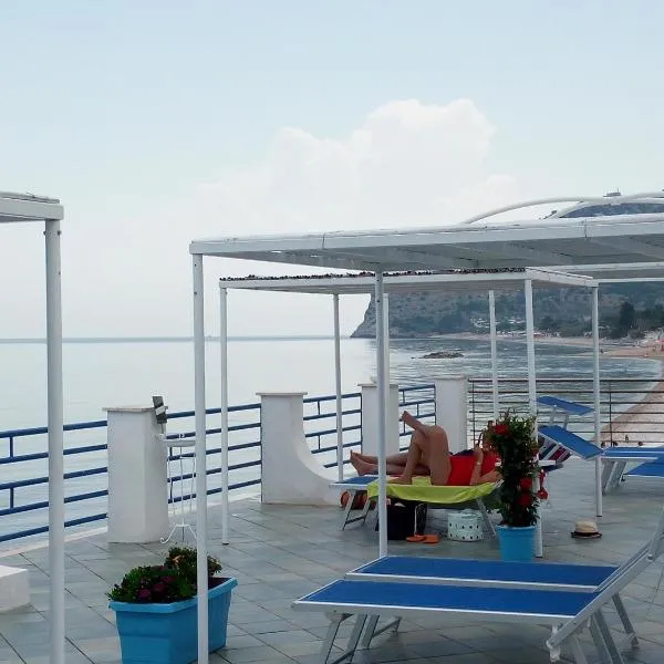 B&B Conca del Faro, hotel v destinaci Mattinata