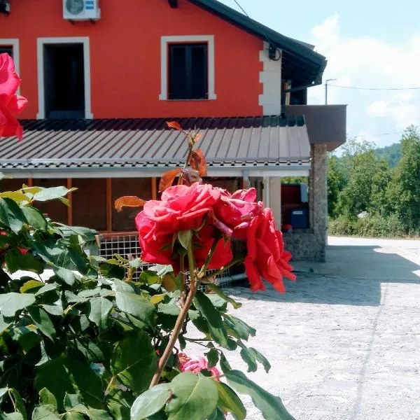 Rooms Hazler, hotel v destinaci Slunj