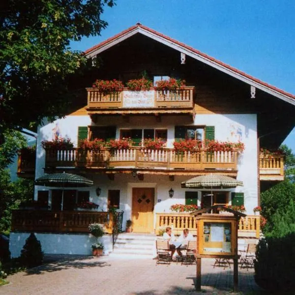 Gästehaus Baier am Bad, hotel v destinaci Bad Wiessee