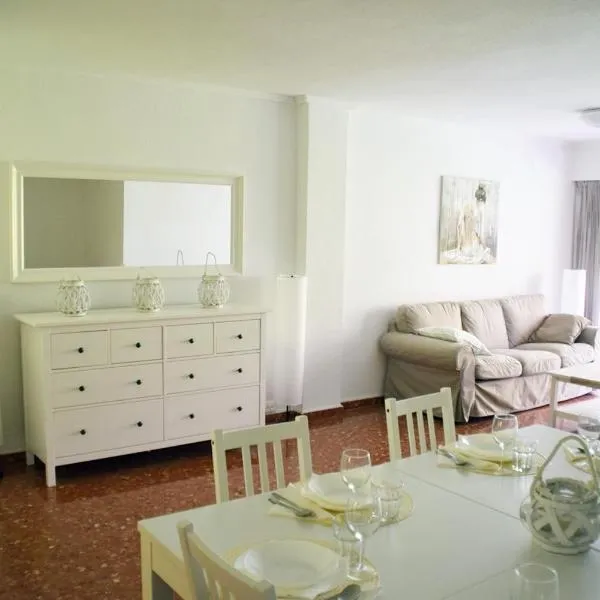 Apartamento Tibi - centro de Gandia, khách sạn ở Ador