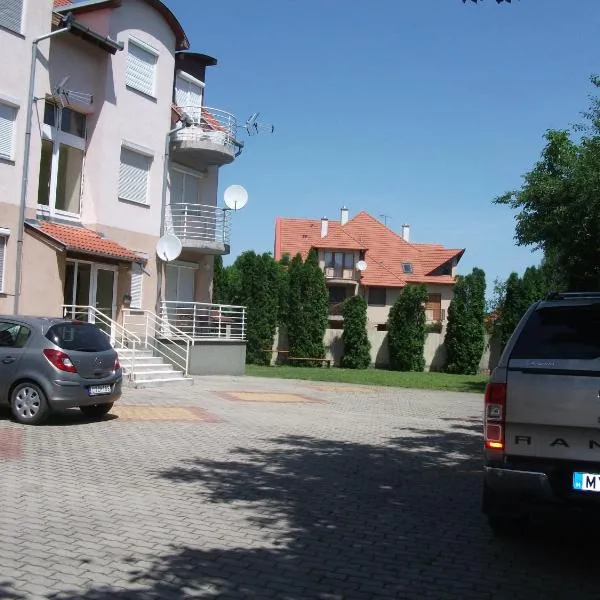Csorvy Apartman, Hotel in Hajdúszoboszló