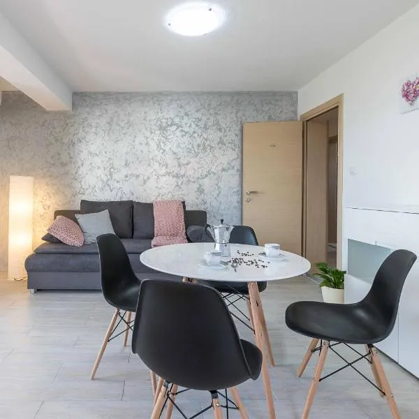 Apartments Villa Tre Marie, готель у місті Medaki