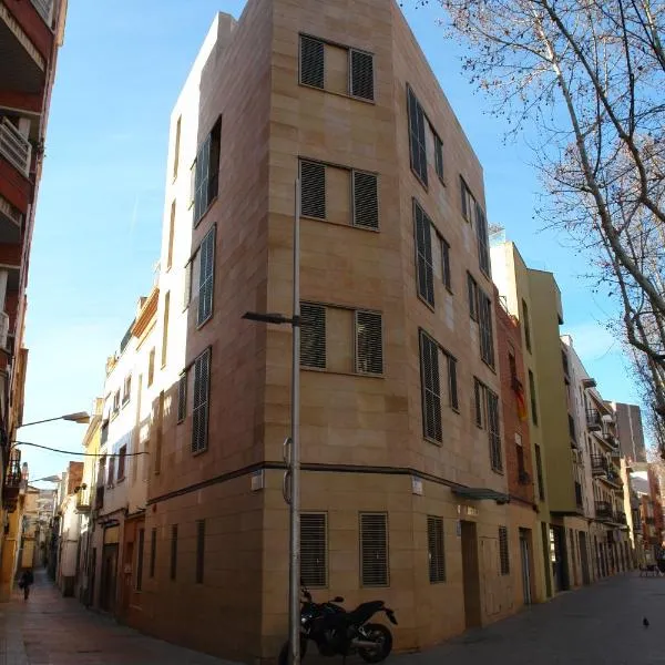 Hostal Rambla, hotel in Sant Boi del Llobregat