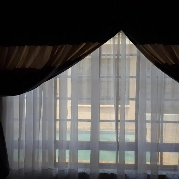 TINTECH BED & BREAKFAST, hotel in Francistown