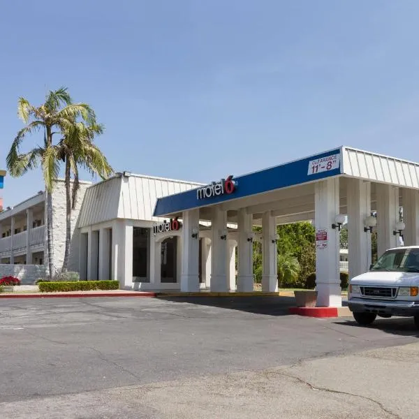 Motel 6-Claremont, CA, hotell i Claremont