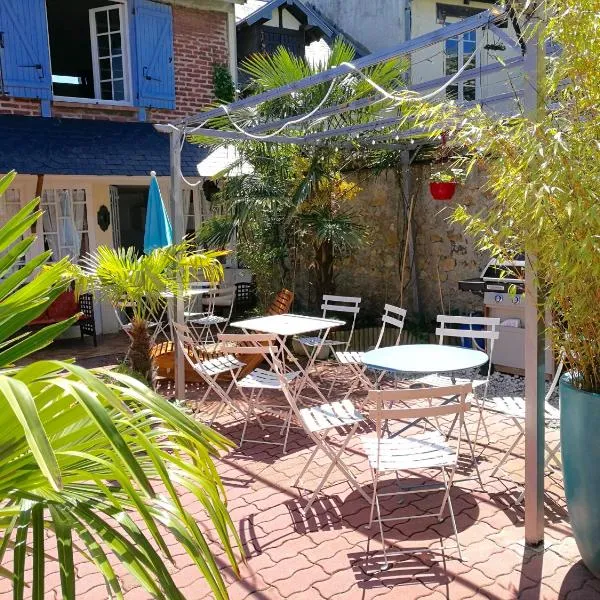 Les Althéas, hotel v destinaci Villers-sur-Mer