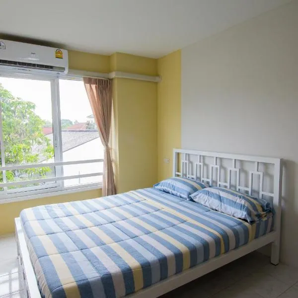 Bann In Suan、Ban Lat Tanotのホテル