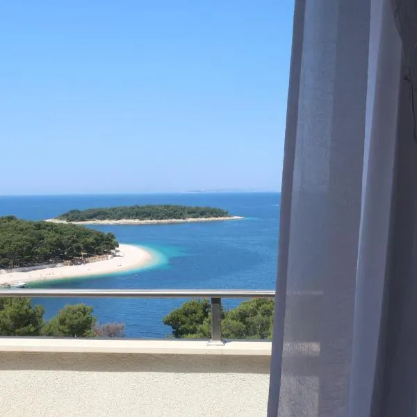 Apartments Maras, hotel v Primošten