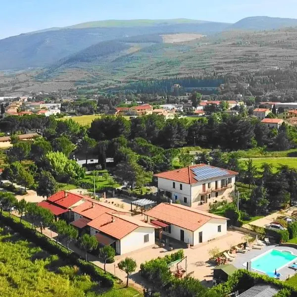 Residence Terra Dei Santi Country House, hotel v destinaci Spello