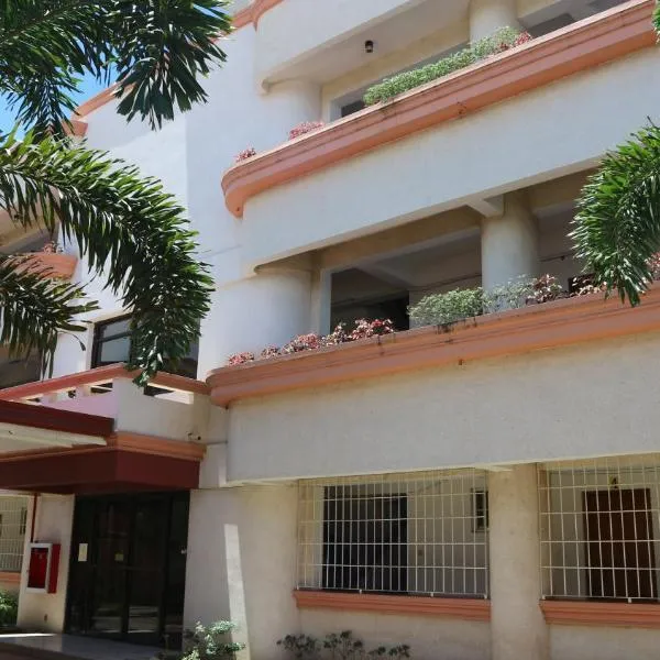 Hotel Casa Ilustre, hotel v destinaci Balayan