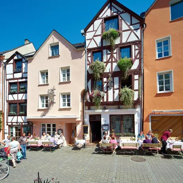 Gästehaus am Schlossberg, hotel v destinaci Bernkastel-Kues