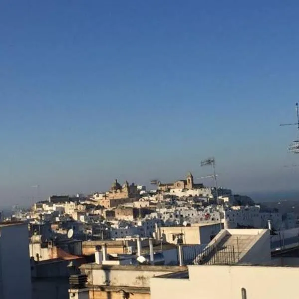 Attico Ostuni, hotel a Ostuni