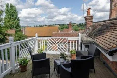 Number 5, hotel in Rye