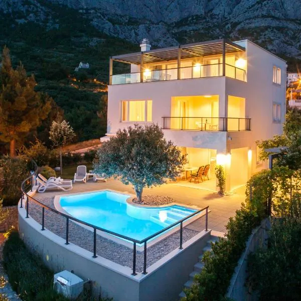 Villa Lukić, hotel in Makarska