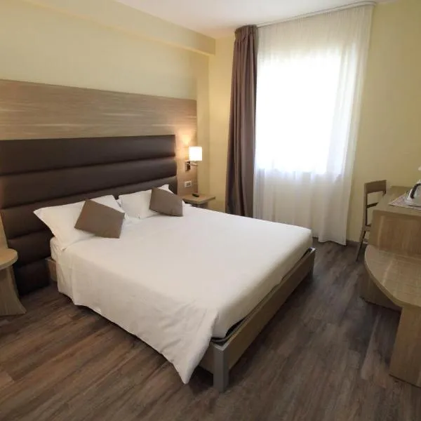 "Il Viottolo" Rooms and Breakfast, hotel u gradu Rokarazo