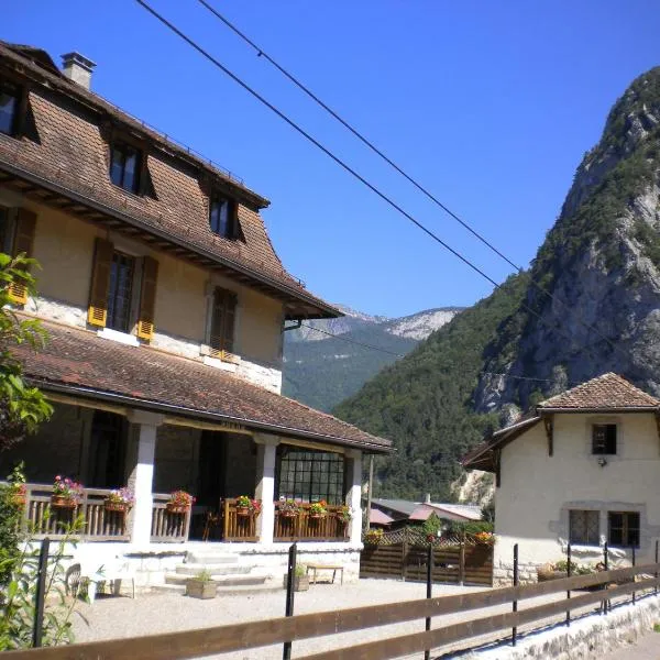 Gîte Les Mésanges, hotel a Thônes