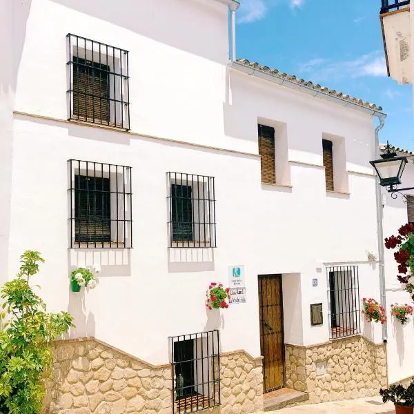 La Madroñala, hotel v destinaci El Gastor