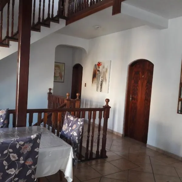 Pousada Sognares, hotel v destinaci Guarulhos