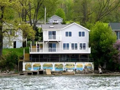 Chateau du Lac, hotel in Leonardsville