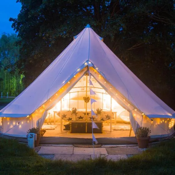 Oxford Riverside Glamping, hotel in Oxford